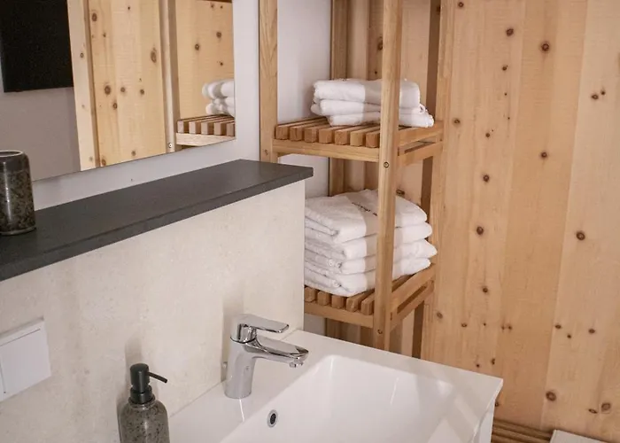 شقة Zumhubertus Bschlabs