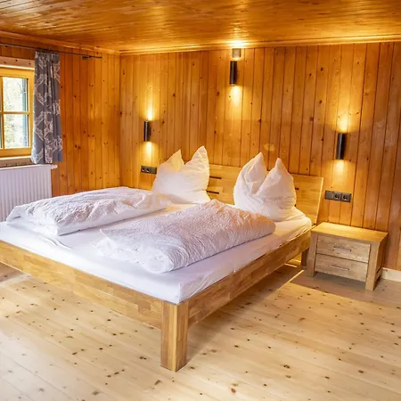 Zumhubertus Lejlighed *